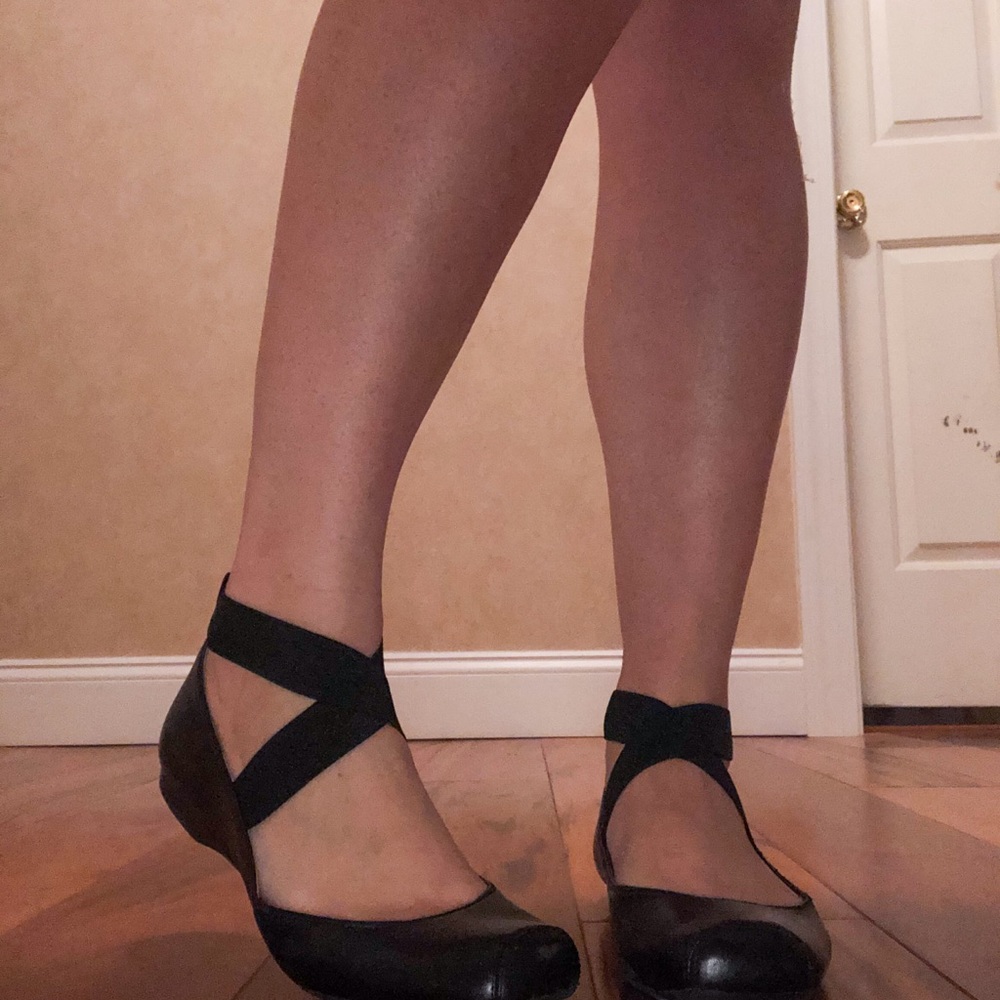 BLACK BALLERINA FLATS 🧚🏻